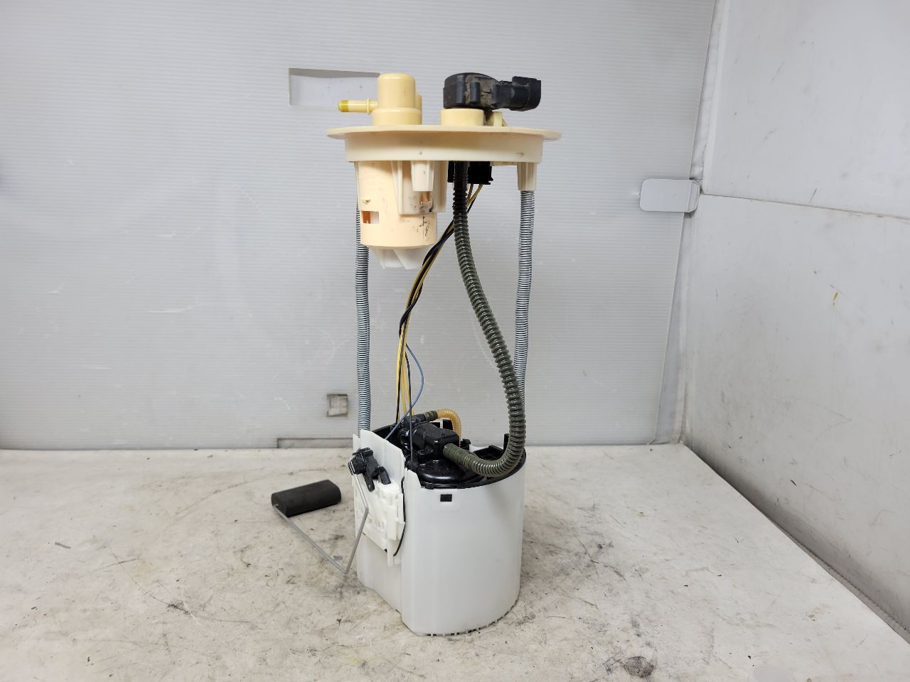 6.2L FUEL PUMP 6'6" BOX 14K 85522154 32739 - image 4
