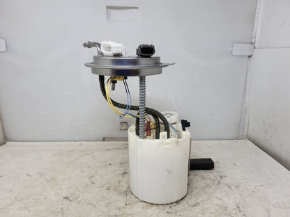 OEM 6.2L FUEL PUMP 13513337 22K MI 32740 - image 4