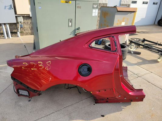 2019 CAMARO RH QUARTER PANEL CUT RED G7E 000 32763 - image 1