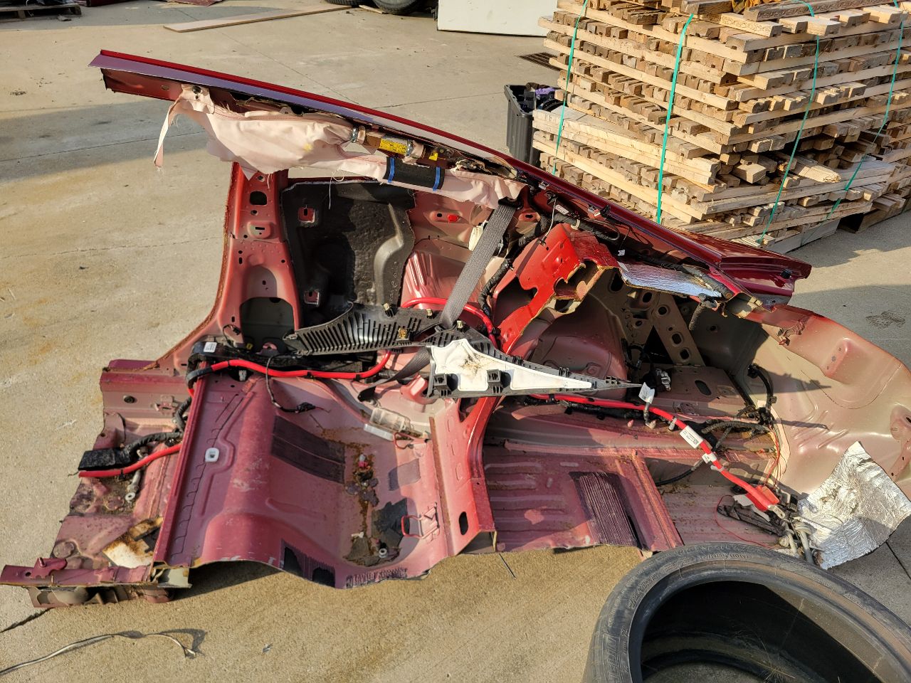 2019 CAMARO RH QUARTER PANEL CUT RED G7E 000 32763 - image 15