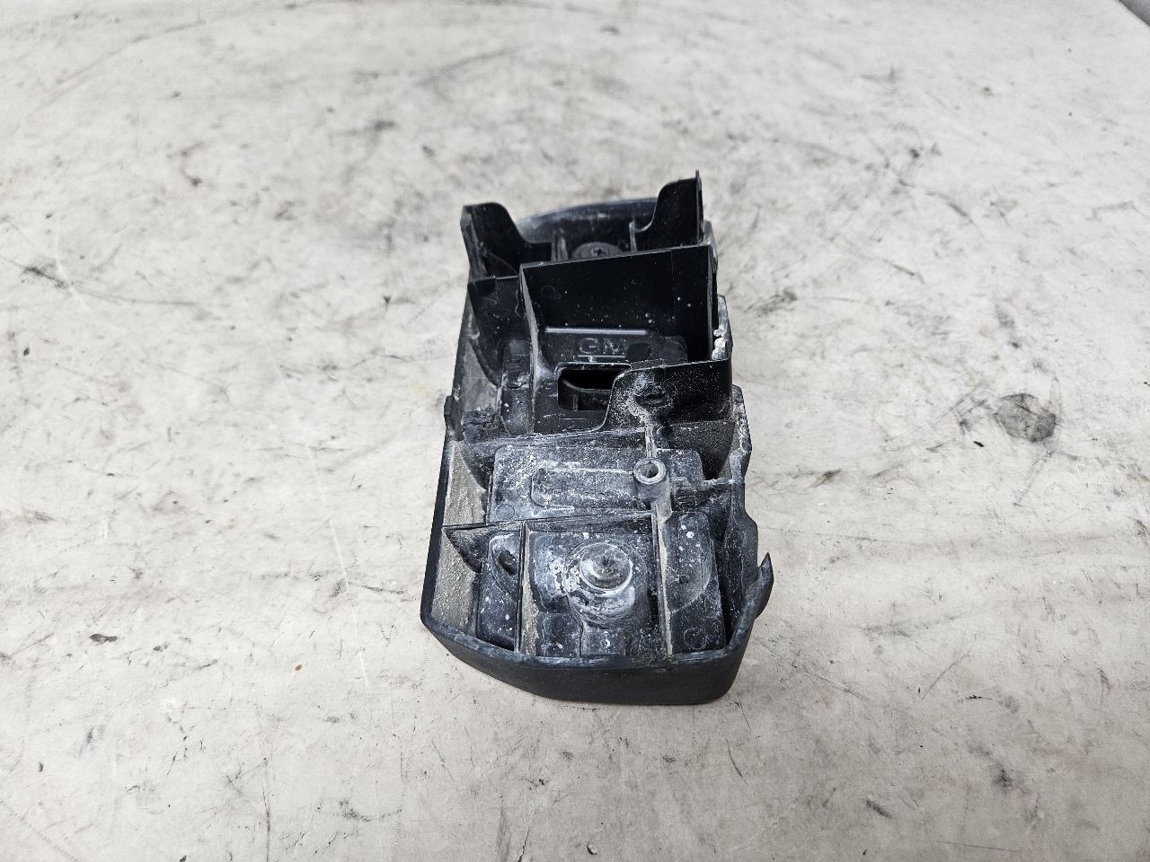 2022 SILVRDO15 LH POWER RUNNING BOARD FRONT END CAP 32791 - image 1