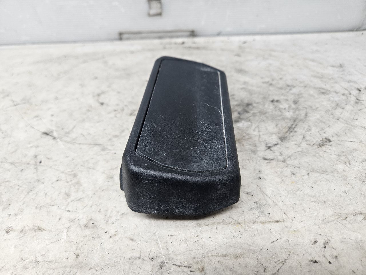 2022 SILVRDO15 LH POWER RUNNING BOARD FRONT END CAP 32791 - image 9