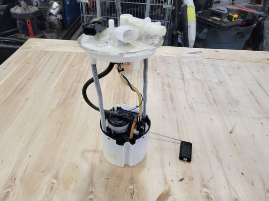 6.2L FUEL PUMP 5'9" BOX 25K 85170619 32795 - image 2