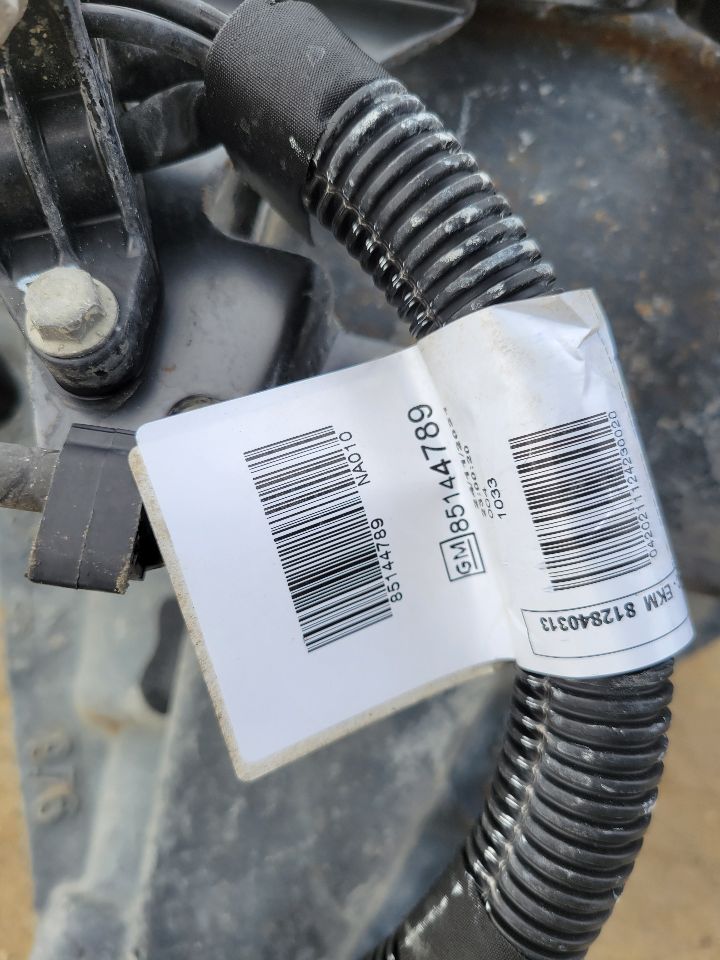 2022 SILVRDO15 REAR AXLE 9.75" 3.23 GU5 G80 25K MI 32796 - image 19