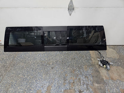 2022 SILVRDO15 POWER SLIDING BACK GLASS ON SHELF 32805 - image 5