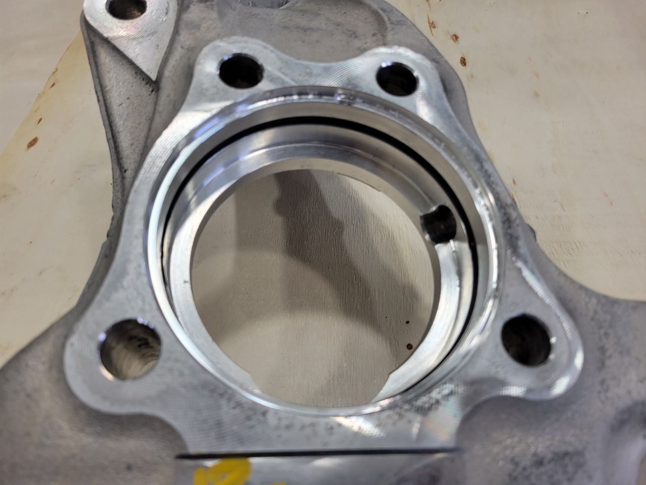 2022 SILVRDO15 RH PASSENGER FRONT SPINDLE KNUCKLE 32812 - image 5