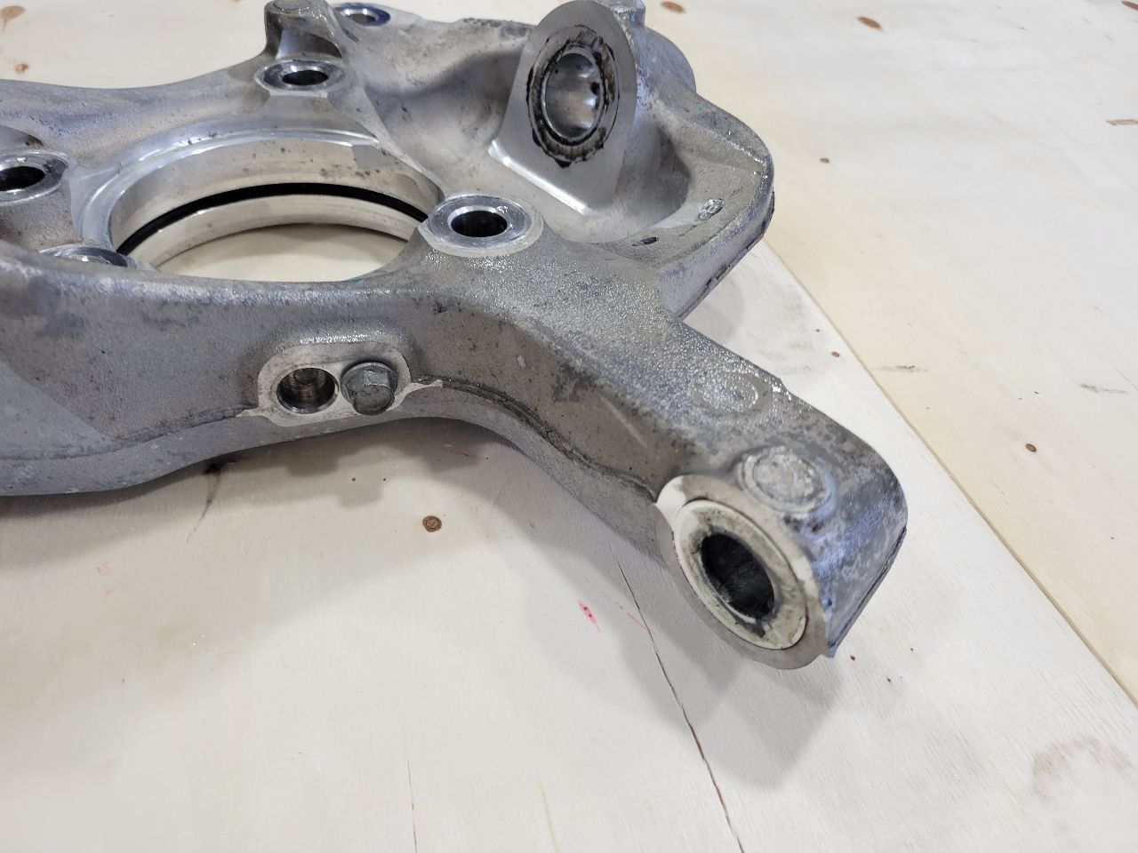 2022 SILVRDO15 RH PASSENGER FRONT SPINDLE KNUCKLE 32812 - image 11
