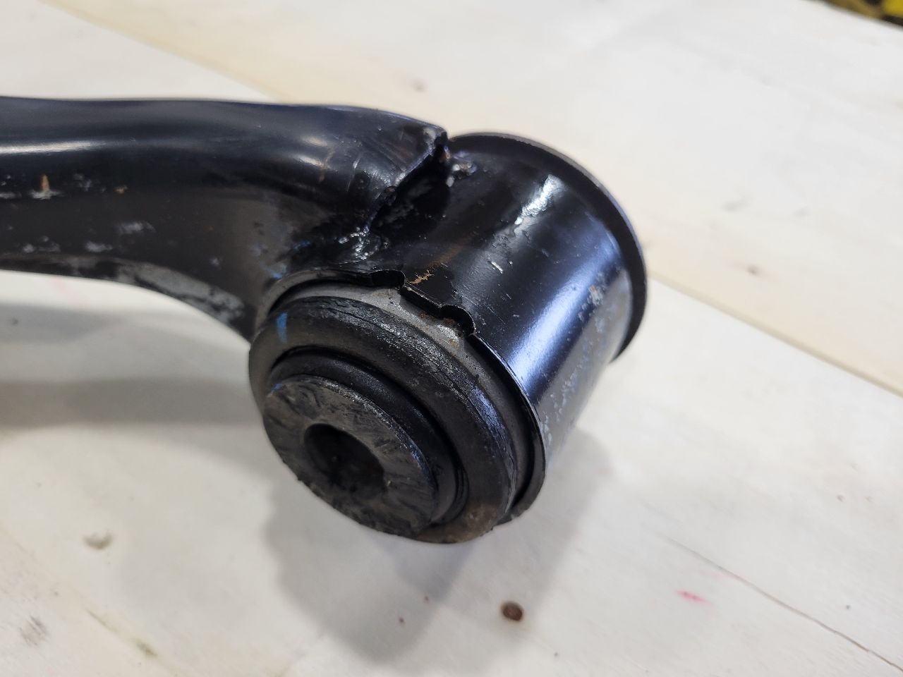 2022 SILVRDO15 OEM RH FRONT LOWER CONTROL ARM 25K 32814 - image 8