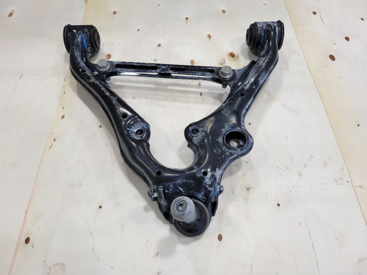 2022 SILVRDO15 OEM RH FRONT LOWER CONTROL ARM 25K 32814 - image 9