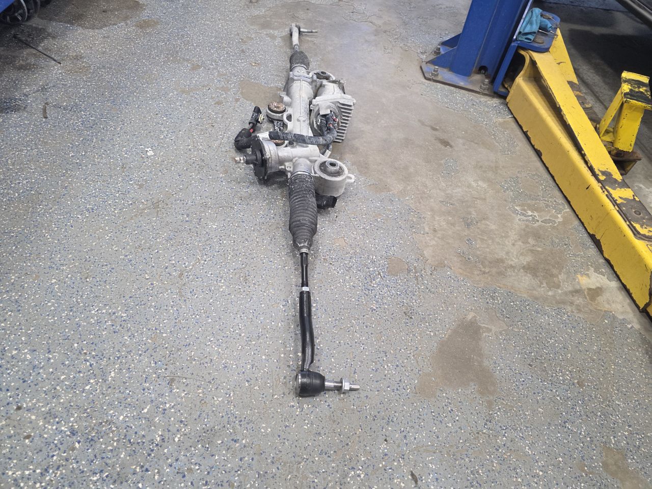 2022 SILVRDO15 STEERING GEAR RACK 25K 84809121 32835 - image 5