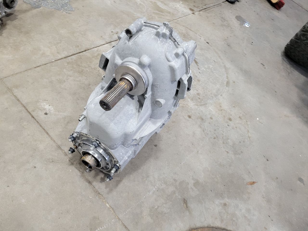 2022 SILVRDO15 TRANSFER CASE 10 SPEED AUTO BAT 25K 32837 - image 3