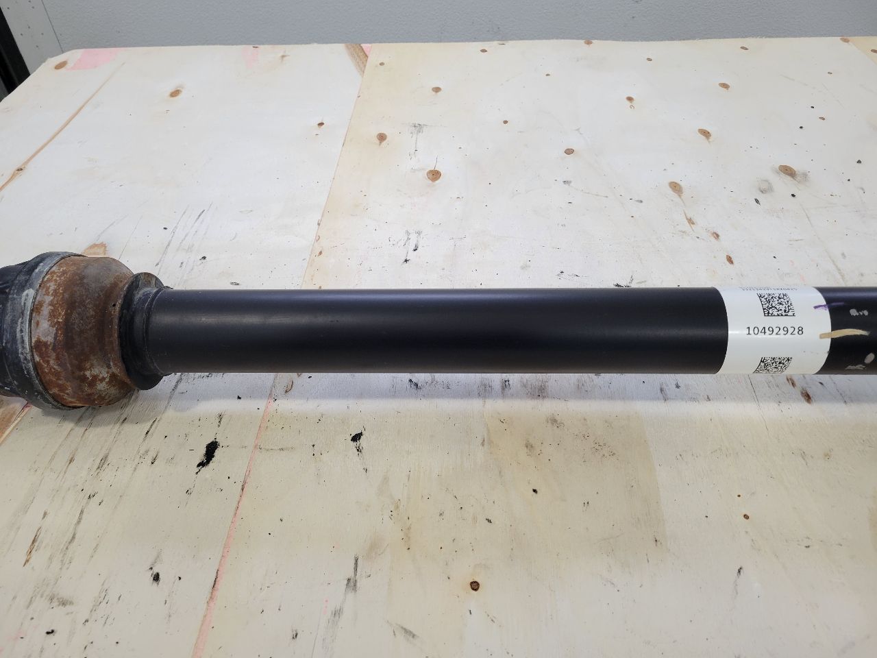 2022 SILVRDO15 4WD FRONT DRIVE SHAFT 86826757 25K 32839 - image 3