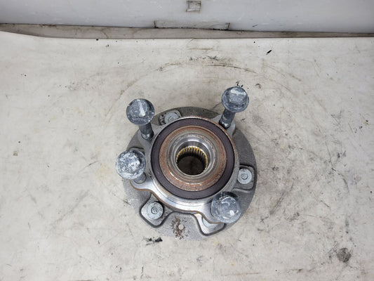 2022 SILVRDO15 OEM FRONT 4WD WHEEL HUB BEARING 25K 32841 - image 1