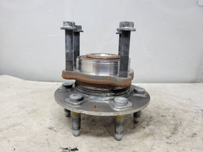 2022 SILVRDO15 OEM FRONT 4WD WHEEL HUB BEARING 25K 32841 - image 2