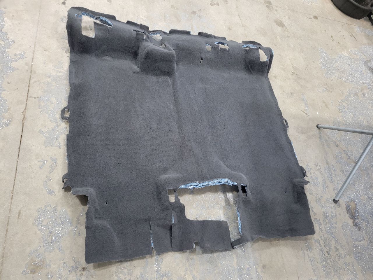 2022 SILVRDO15 REAR CARPET FOR CREW CAB JET BLACK 32844 - image 4