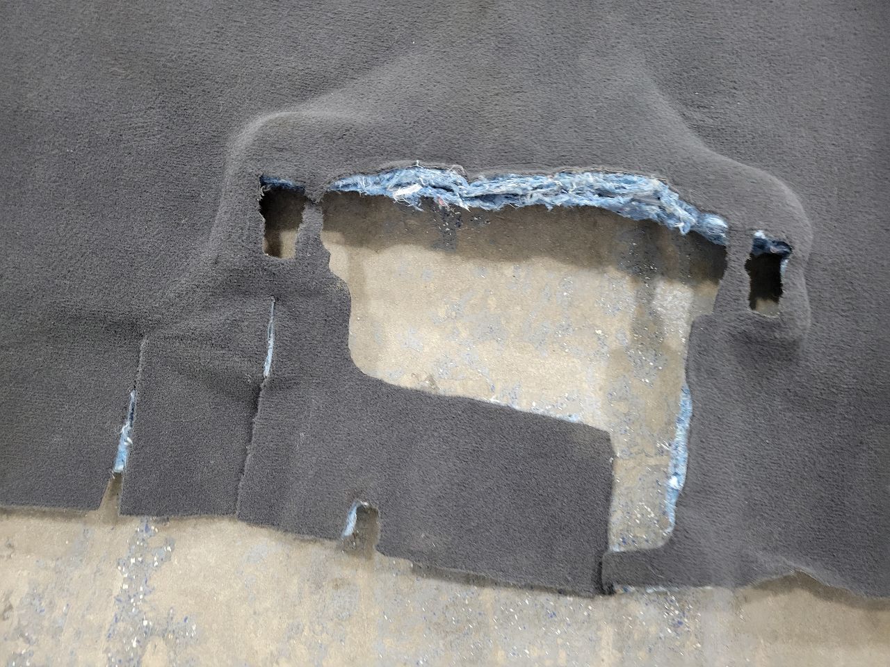 2022 SILVRDO15 REAR CARPET FOR CREW CAB JET BLACK 32844 - image 6