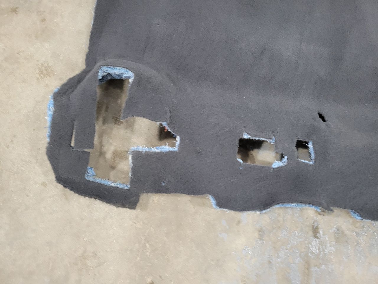 2022 SILVRDO15 REAR CARPET FOR CREW CAB JET BLACK 32844 - image 8