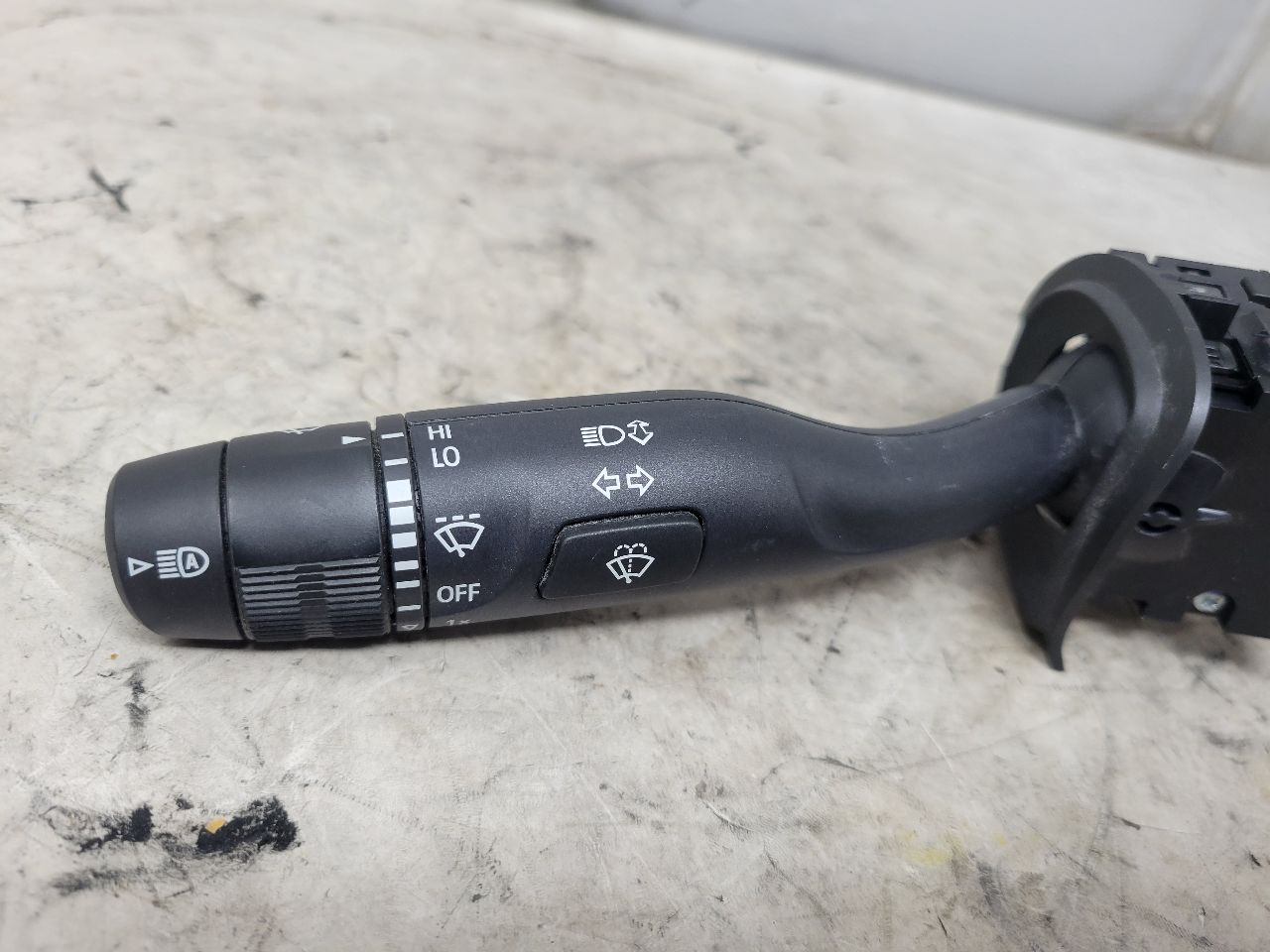 2022 SILVRDO15 TURN SIGNAL & WIPER SWITCH STALK 32852 - image 9