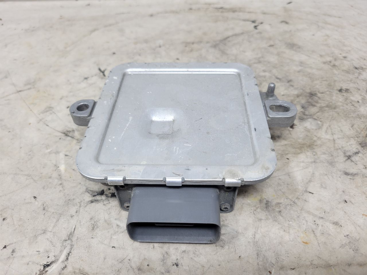 2022 SILVRDO15 TRAILER TOWING BRAKE MODULE 23306694 32858 - image 5