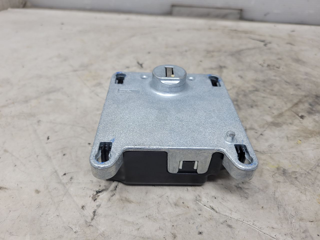 2022 SILVRDO15 STEERING COLUMN LOCK 13535112 32864 - image 8