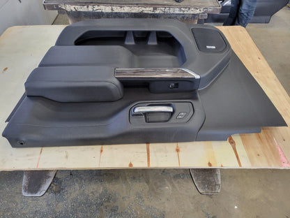 2022 SILVRDO15 RH FRONT DOOR PANEL TRIM BLACK BOSE 32872 - image 7