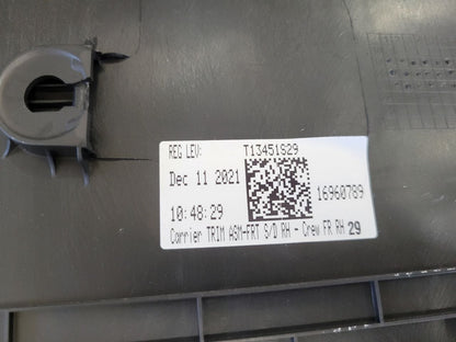 2022 SILVRDO15 RH FRONT DOOR PANEL TRIM BLACK BOSE 32872 - image 14