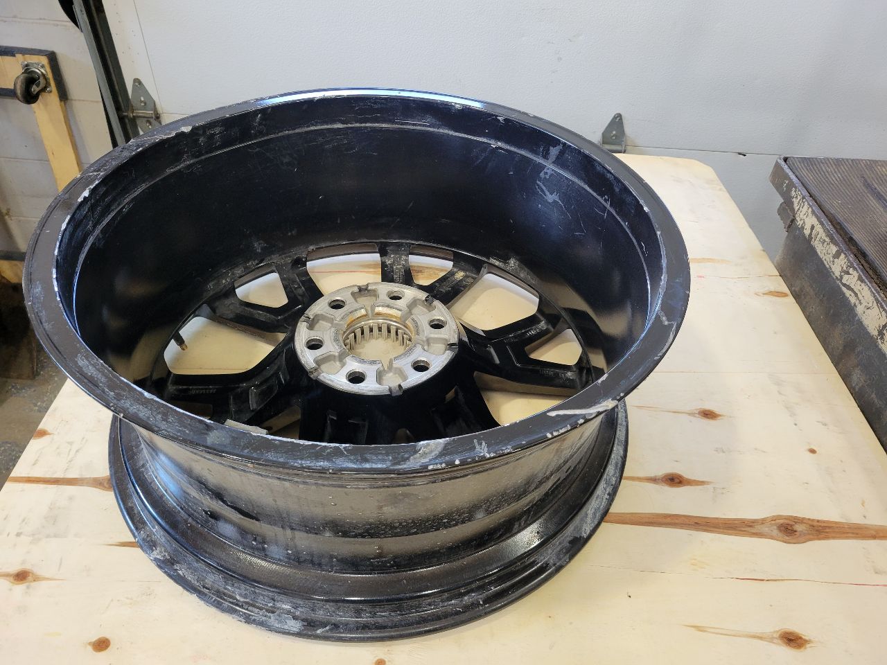 2022 SILVRDO15 22" BLACK Y SPOKE WHEEL OPT SEZ BENT 32879 - image 14