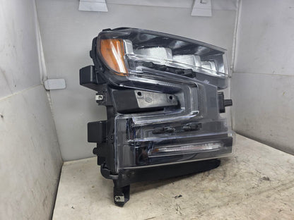 2022 SILVRDO15 RH HEADLAMP NICE CONDITION 25K 32881 - image 4