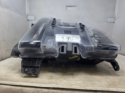 2022 SILVRDO15 RH HEADLAMP NICE CONDITION 25K 32881 - image 5