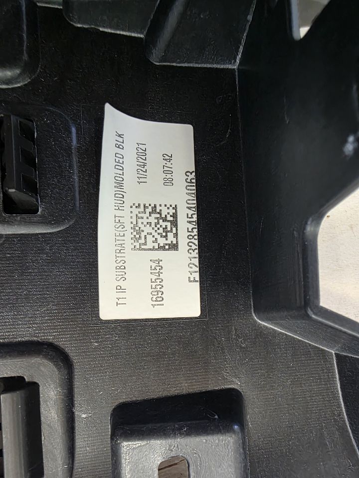 2022 SILVRDO15 UPPER DASH W/BAG & HUD CUTOUT 32884 - image 11