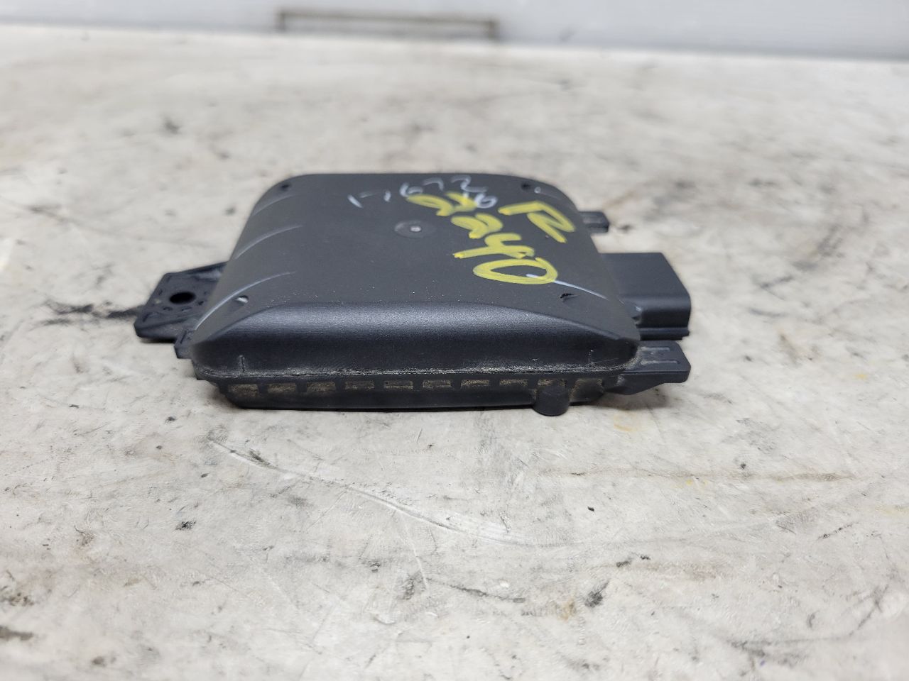 2022 SILVRDO15 RH RADAR BLIND SPOT MODULE 84729103 32896 - image 3