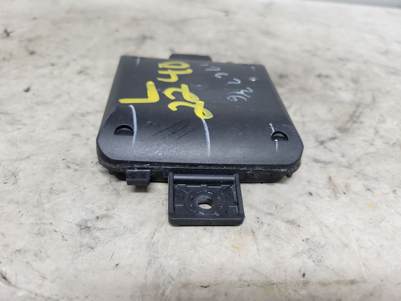 2022 SILVRDO15 LH RADAR BLIND SPOT MODULE 84729102 32897 - image 5