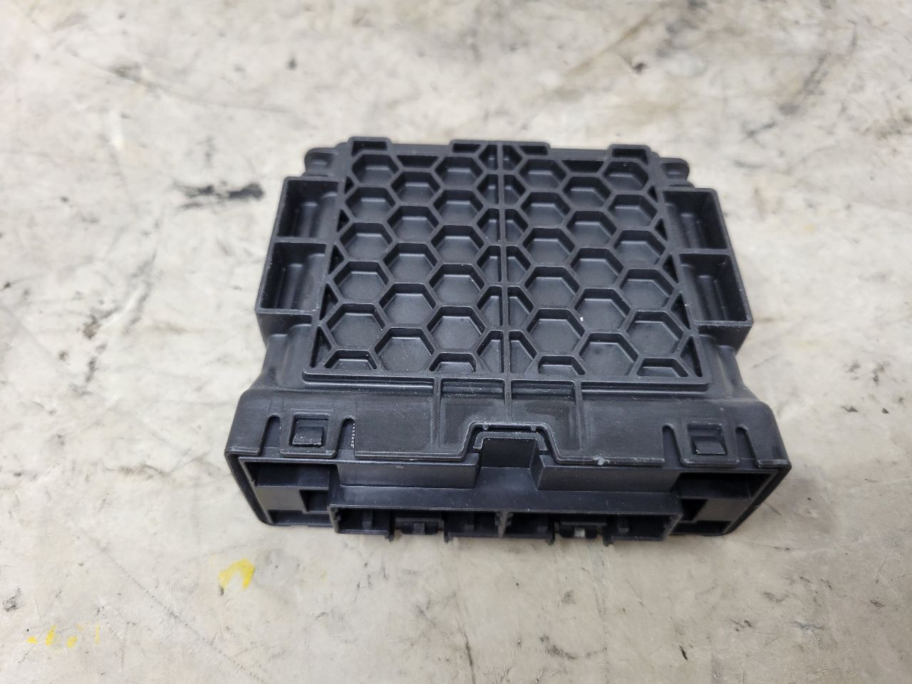 2022 SILVRDO15 SERIAL DATA GATEWAY MODULE 13533478 32898 - image 6