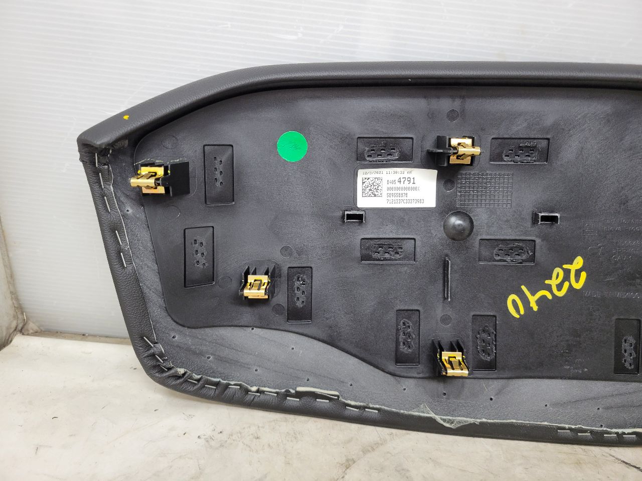 2022 SILVRDO15 CLUSTER VISOR HOOD TRIM DARK STITCH 32921 - image 7