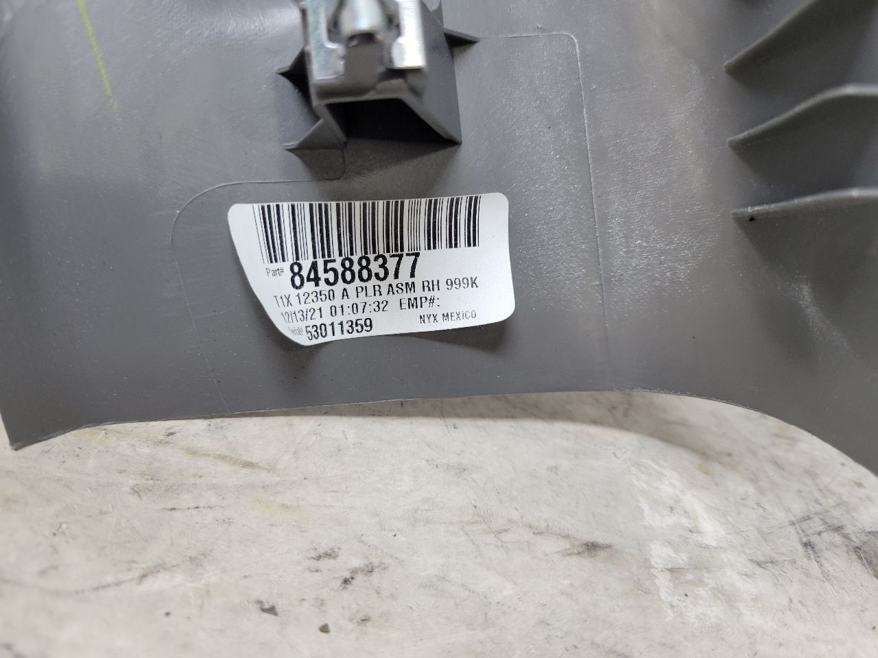 2022 SILVRDO15 INTERIOR A PILLAR TRIM PAIR ASH GREY 32922 - image 12