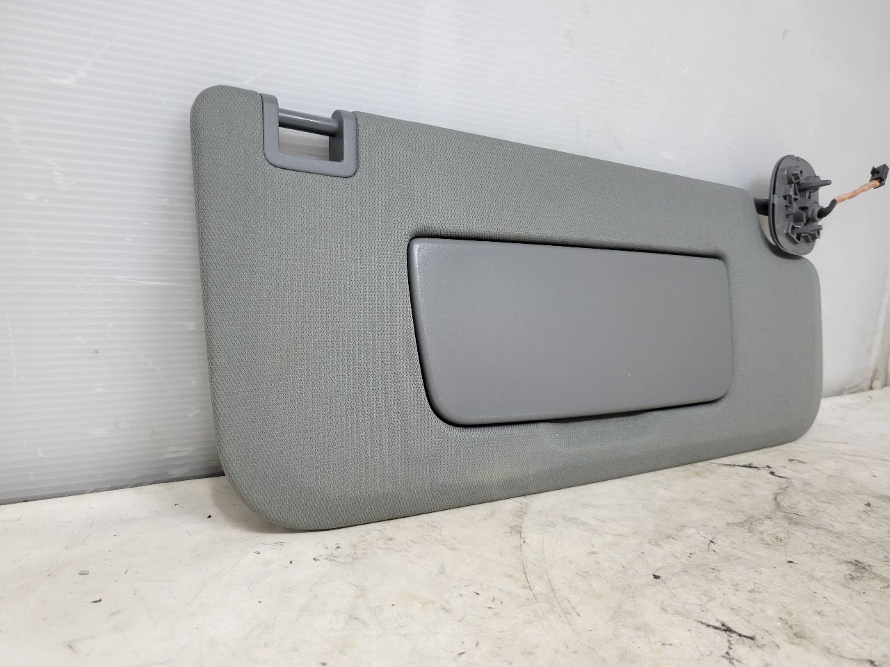 2022 SILVRDO15 RH PASSENGER SUNVISOR DARK ASH GREY 32923 - image 4