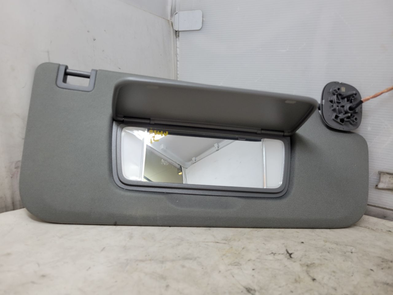 2022 SILVRDO15 RH PASSENGER SUNVISOR DARK ASH GREY 32923 - image 6