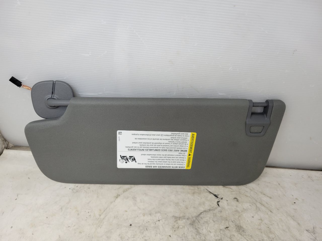 2022 SILVRDO15 RH PASSENGER SUNVISOR DARK ASH GREY 32923 - image 8