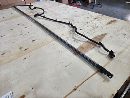 2019 ESCALADE LH DRIVER RUNNING BOARD LIGHT ONLY 32940 - image 3