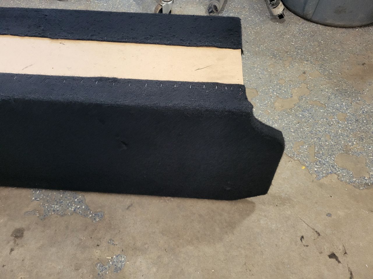 2021 CAMARO REAR TRUNK DUAL 12" SUBWOOFER BOX 32944 - image 10