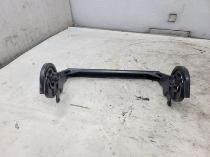 2019 ESCALADE FUSE BLOCK LOCKING HANDLE ONLY 32946 - image 4