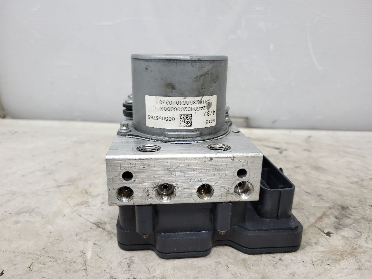2017 CAMARO ABS BRAKE PUMP & MODULE 48K 84154732 32954 - image 1