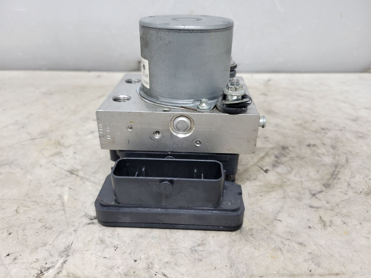 2017 CAMARO ABS BRAKE PUMP & MODULE 48K 84154732 32954 - image 3
