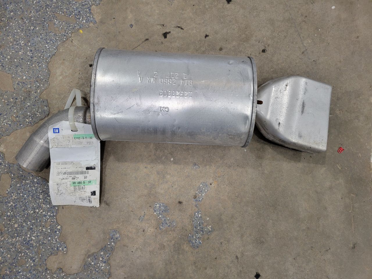 1994 CORVETTE OEM RH EXHAUST MUFFLER & TIP NEW 32955 - image 1