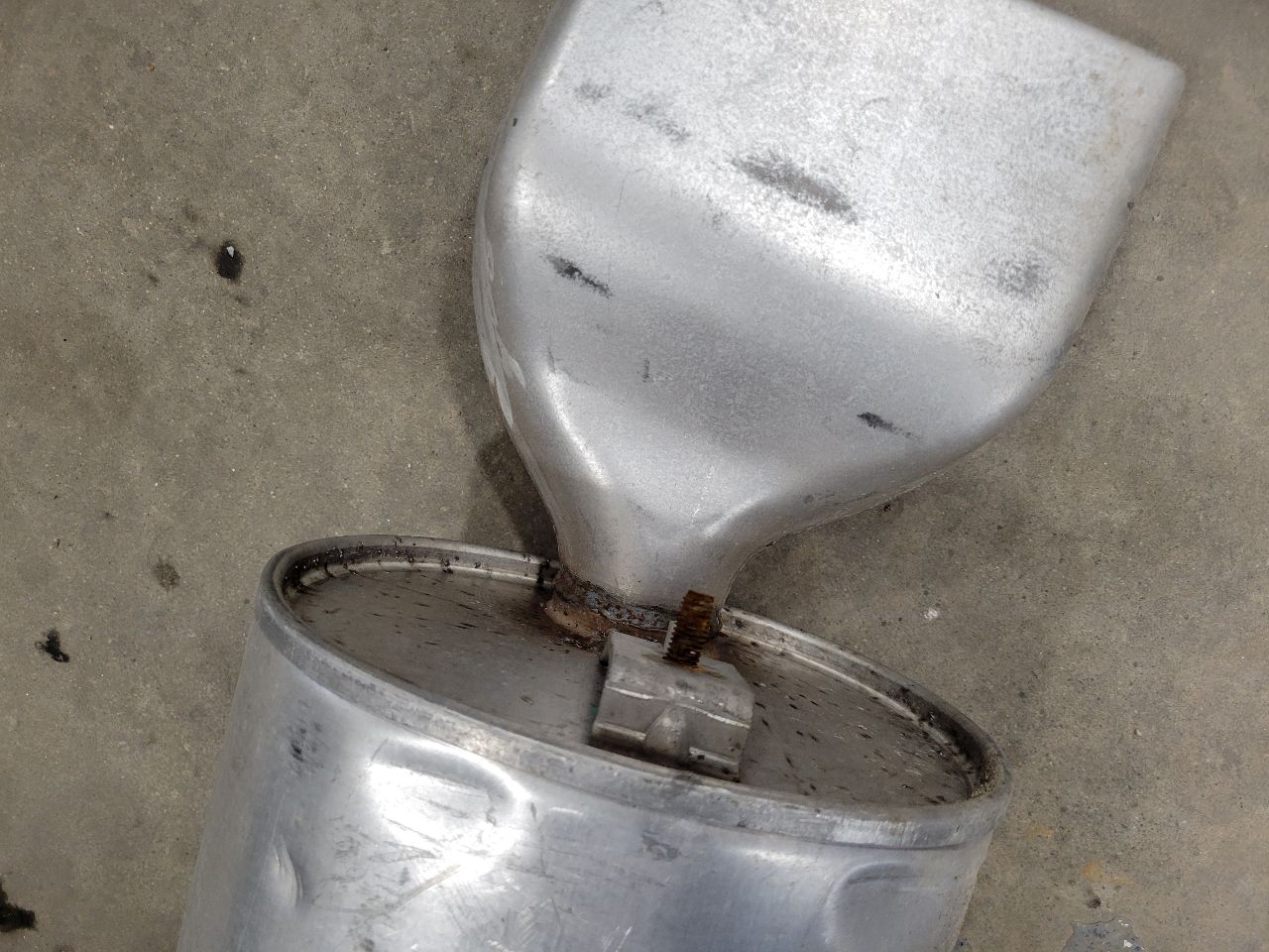 1994 CORVETTE OEM RH EXHAUST MUFFLER & TIP NEW 32955 - image 6