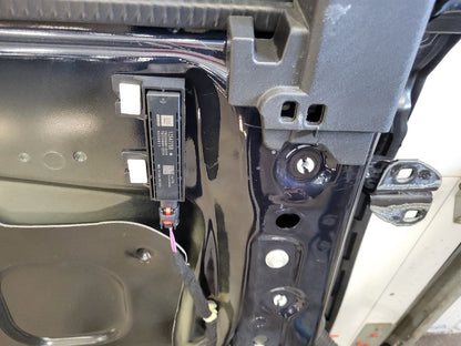 2023 SUBURBN15 LH REAR DARK MOON BLUE GLU 000 32965 - image 16