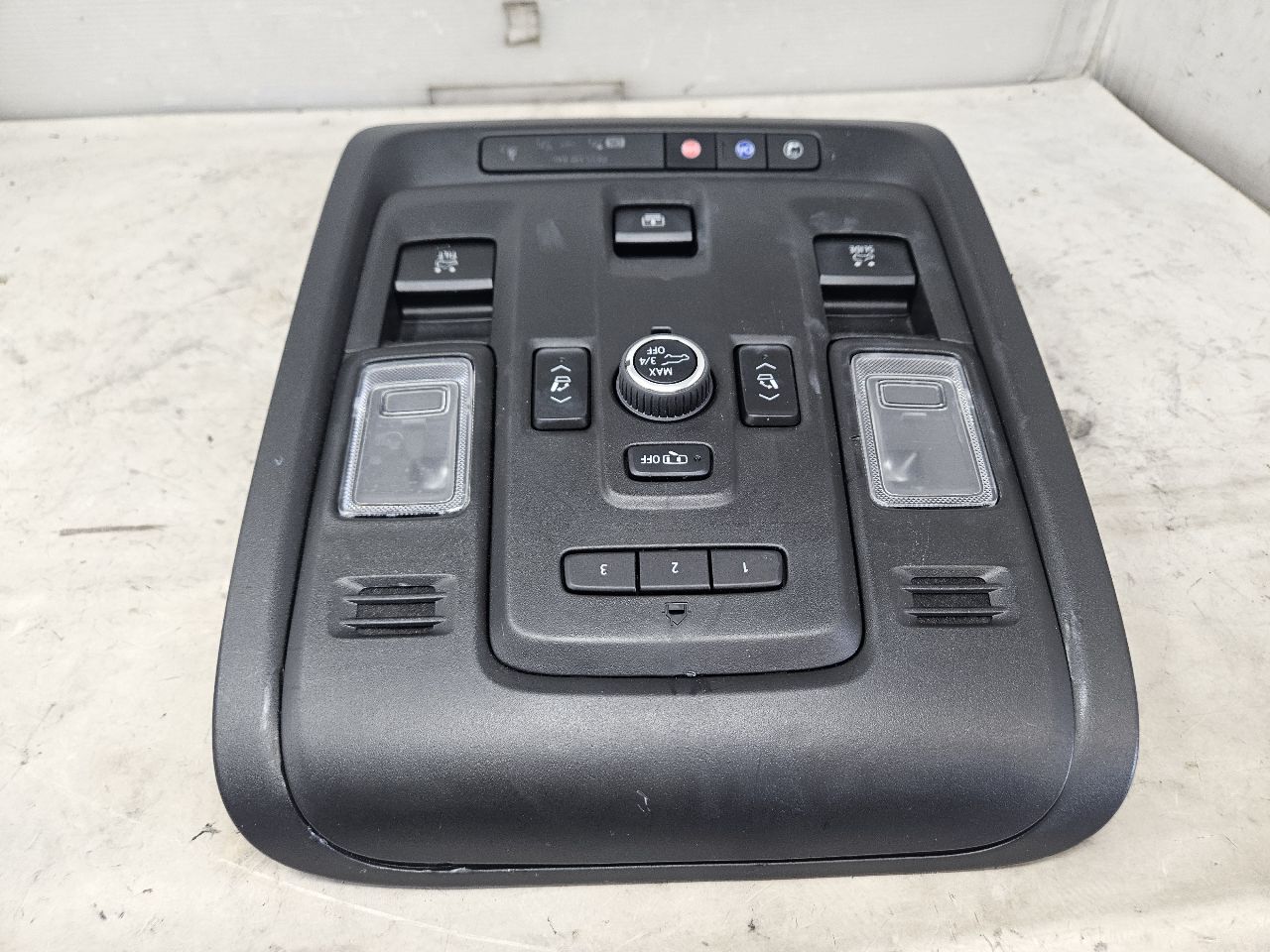 2023 SUBURBN15 OVERHEAD CONSOLE BLACK HOMELINK 32976 - image 2