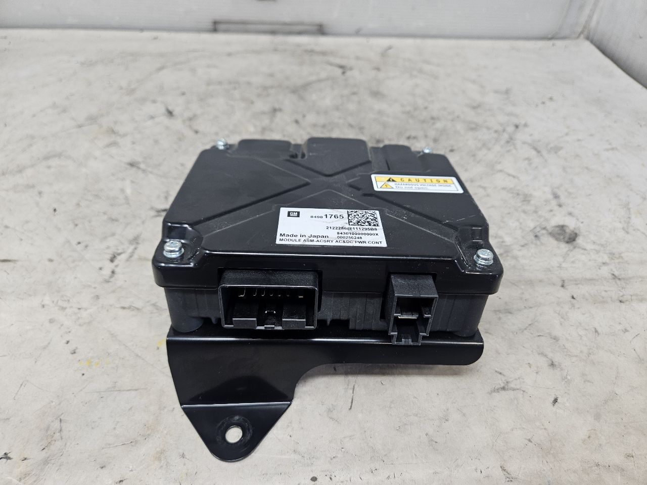 2023 SUBURBN15 AC DC INVERTER MODULE 84981765 32978 - image 7
