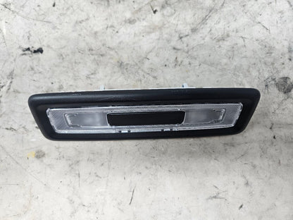 2023 SUBURBN15 DOME LIGHT BLACK TRIM 84874628 32985 - image 2