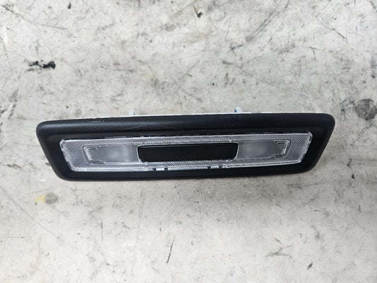 2023 SUBURBN15 DOME LIGHT BLACK TRIM 84874628 32985 - image 2